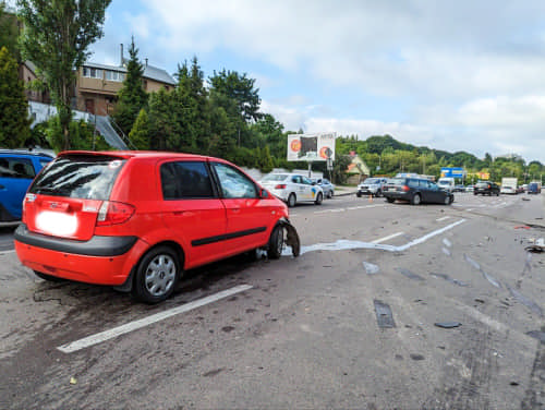 У Рівному внаслідок ДТП травмувалася водійка
