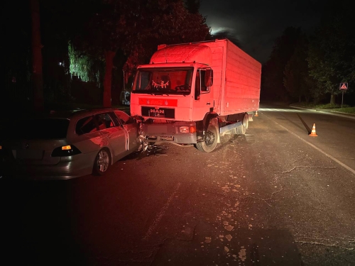 Слідчі встановлюють обставини автопригоди у Рівному