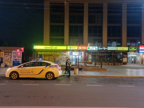 Підозрюваному у пограбуванні рівнянина обрали запобіжний захід