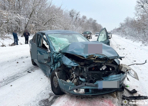 Унаслідок зіткнення легковика та маршрутки травмувався житель Рівненського району