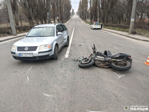 У Рівному внаслідок ДТП травмувався мотоцикліст