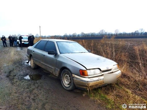 На Дубенщині чоловік поконфліктував із колегою та викрав його авто