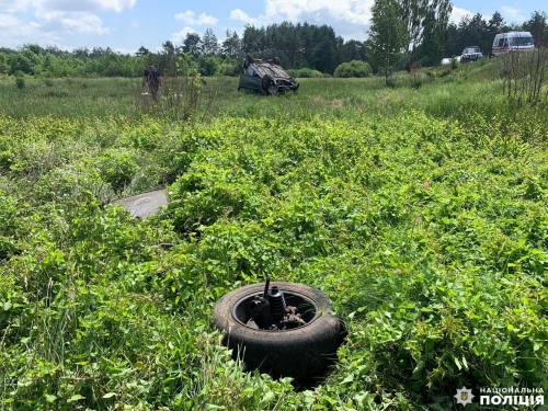 Відірвало колесо: внаслідок ДТП на Рівненщині двоє осіб потрапили в реанімацію