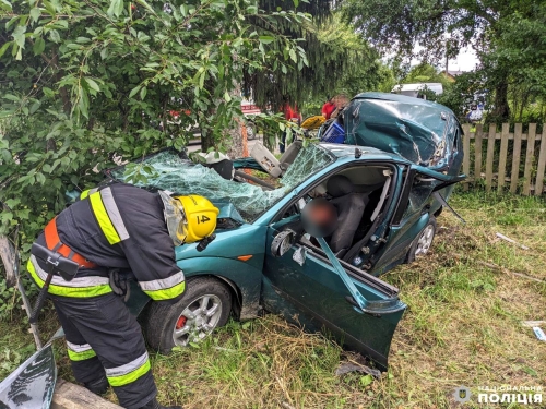 Унаслідок ДТП у Рівненському районі загинув пасажир легковика
