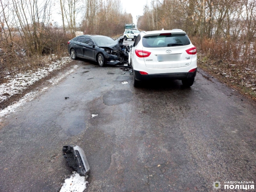 Млинівські поліцейські розслідують ДТП, внаслідок якого тяжко травмувалось немовля