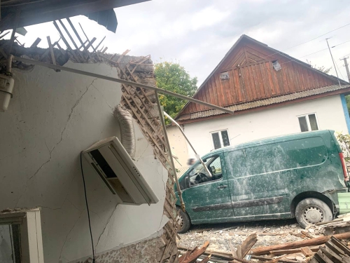 Поліцейські встановлюють обставини вибуху в будинку в Сарнах