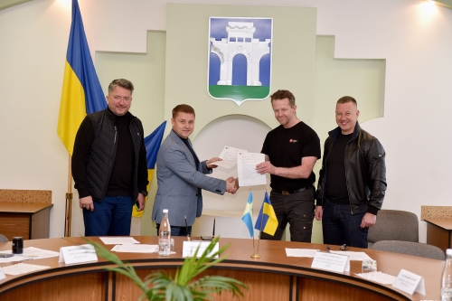 500 мобільних будиночків отримало Рівне від шведських партнерів