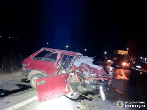 У Рівненському районі внаслідок ДТП загинув керманич легковика