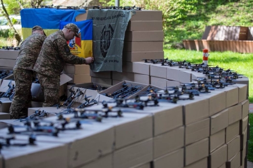 Віталій Кличко від громади столиці передав понад тисячу дронів 27 бригаді НГУ